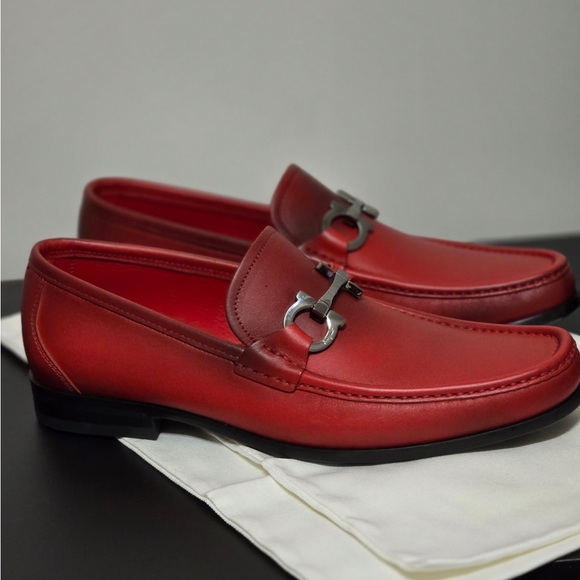 Salvatore Ferragamo White Dust Bags (Pair) - Picture 4 of 10